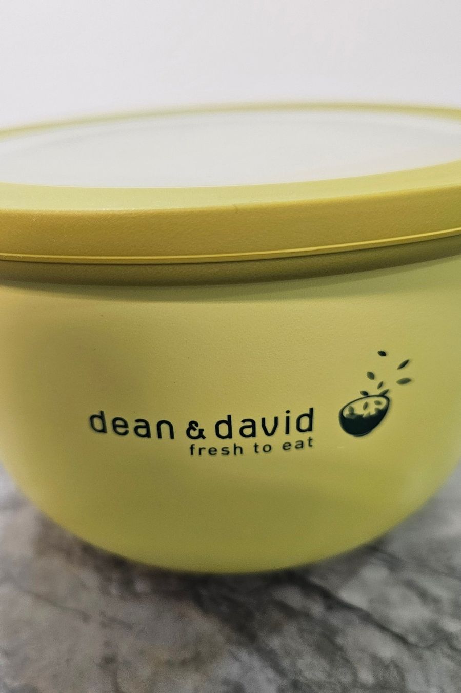 Schalen: Dean & Davis Salatschüssel 2L / – Gebraucht aus Witterswil von Regus