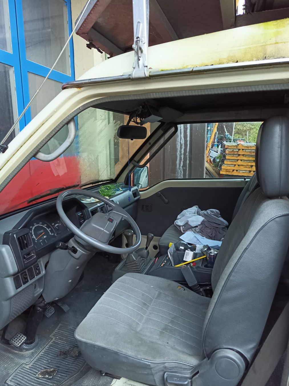 Mitsubishi Camping Fahrzeuge: Mitsubishi L300 4x4 Diesel – Gebraucht aus Oberbüren von T.F.B. 6