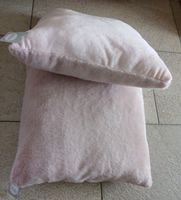 2 Kuschelkissen rosa Fellimitat, 45x45cm, neu!
