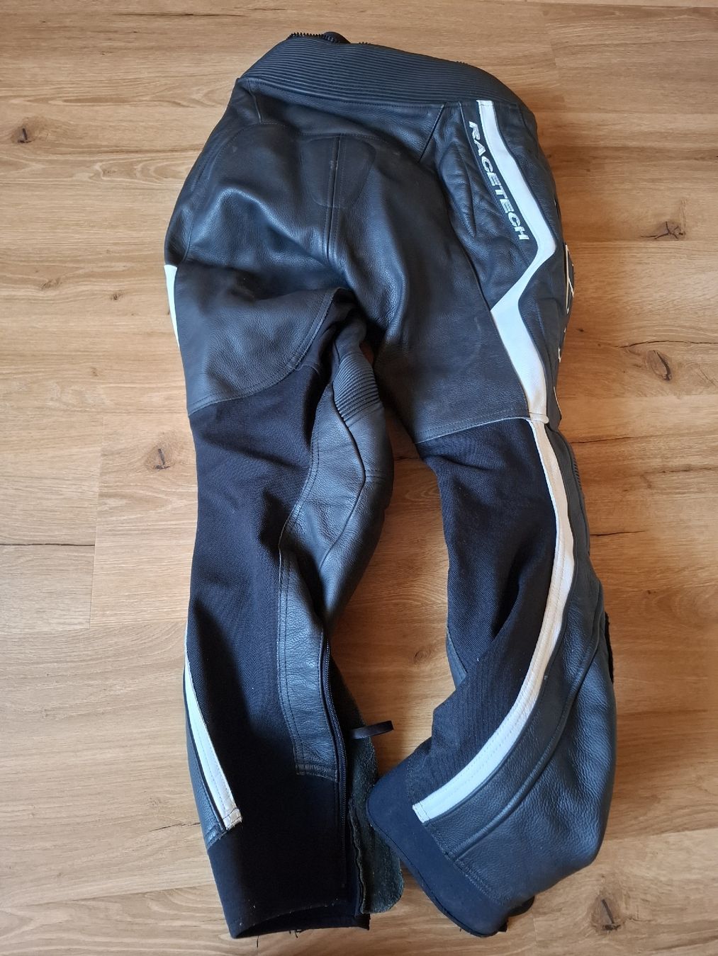 IXS Pantaloni: IXS Motorradhose Gr. 106,  mit Protektoren – Usato da Grosswangen venduto da michelli. 3