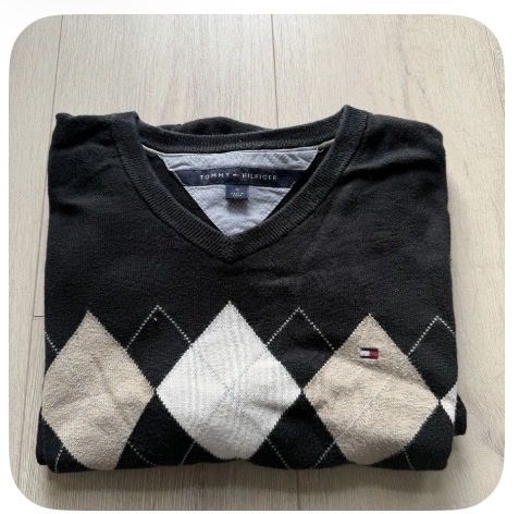 Tommy Hilfiger Maglioni & Felpe: Tommy Hilfiger Pullover, Gr. M, Schwarz-Beige, Top! – Usato da Teufen AR venduto da Bob_Zoelle