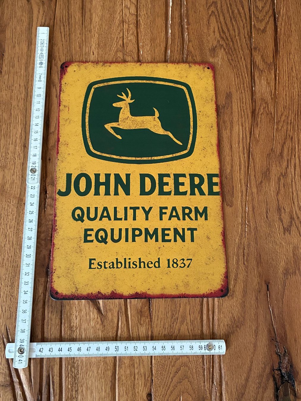 John Deere Schilder: Schönes John Deere Retro  Blechschild / neu! – Neu und originalverpackt aus Bremgarten AG von Eurotiz 1