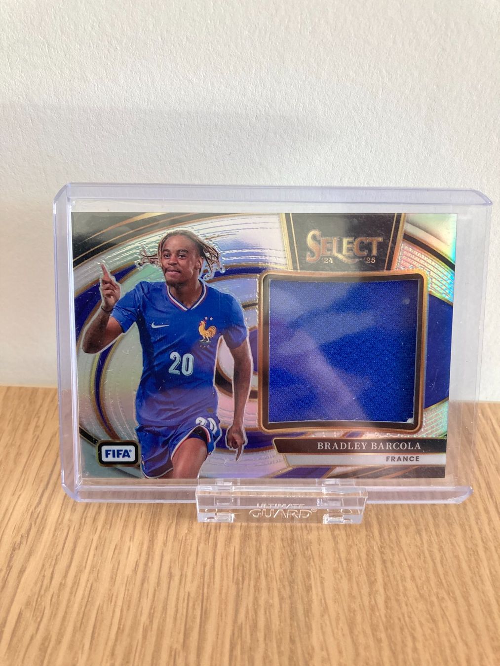 Panini Carte collezionabili: Panini Select 2024-25 - Bradley Barcola Patch – Usato da La Tour-de-Peilz venduto da Tyalos_Cards