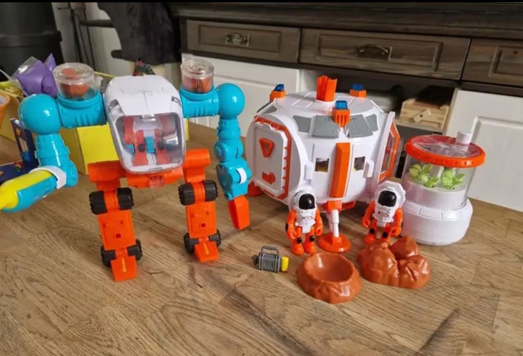 Spielzeuge: Raumstation / Mars Station Spielzeug – Gebraucht aus Büttenhardt von Cardman