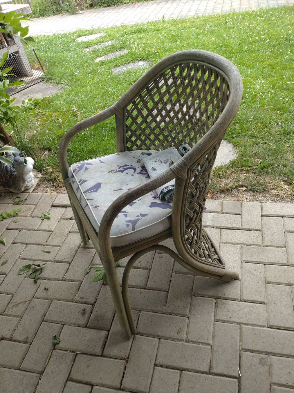 Ikea Stühle: 4 Rattanstühle – Gebraucht aus Eschikofen von Sattelschlepper