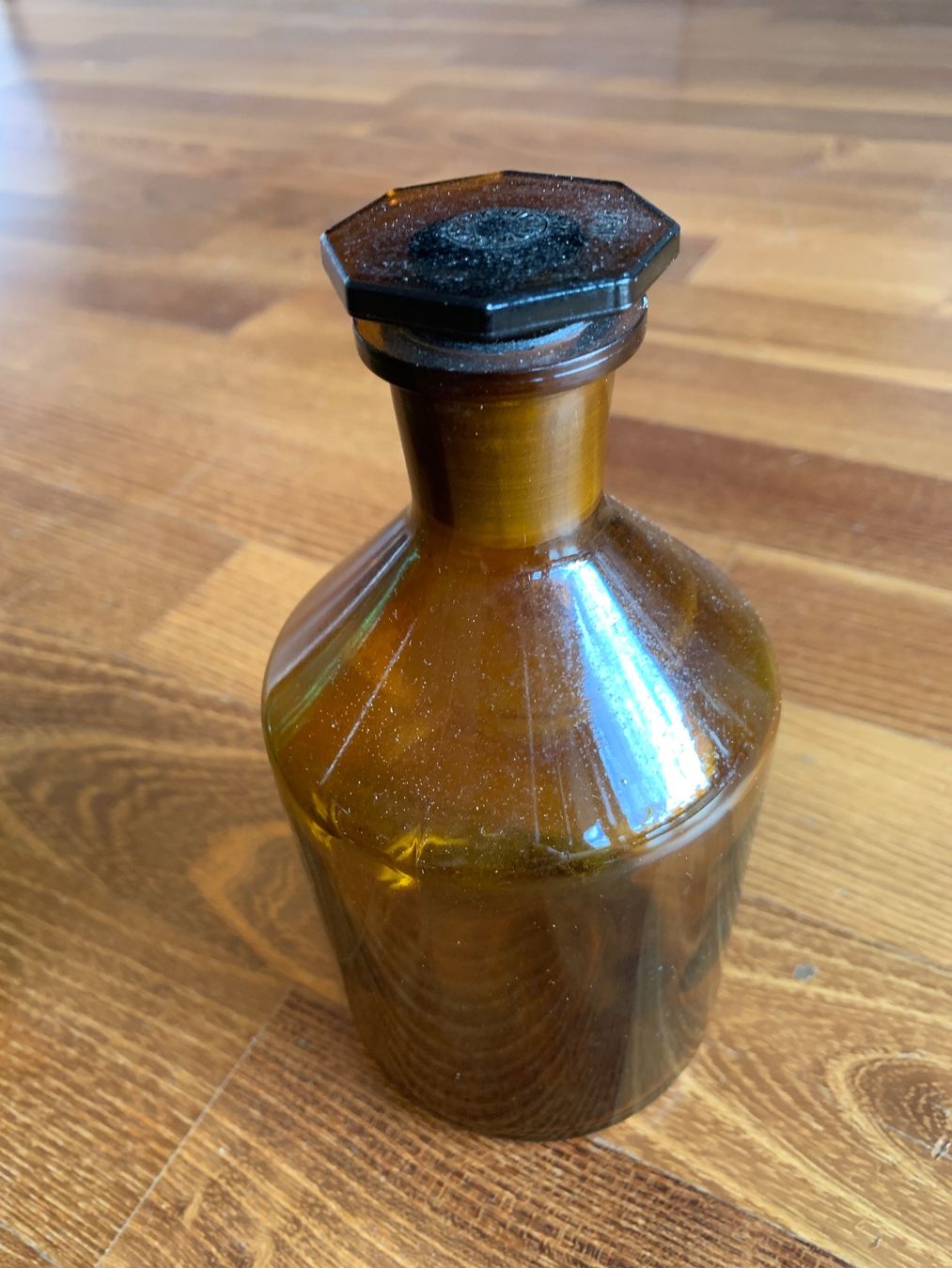 Accessori da laboratorio: Drei Apothekerflaschen – Difettoso da Edlibach venduto da RUW19 8
