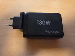 130W GAN Charger / 3x USB-C und 1x USB-A / Ladegerät