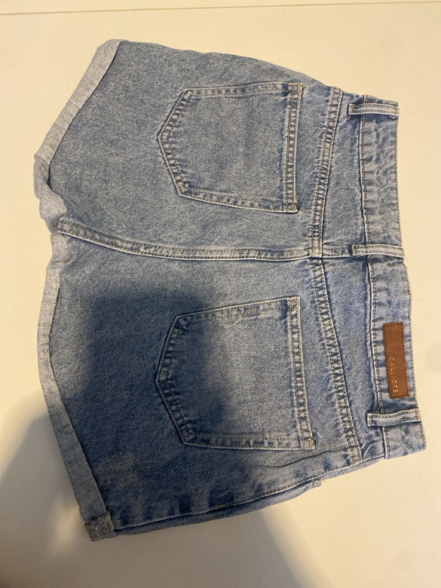 Jeans: Calliope S Denim Shorts – Usato da Jona venduto da sarasaftladen 1