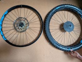 Radsatz 27.5 Zoll mit Michelin E-Wild Reifen Elektrobike