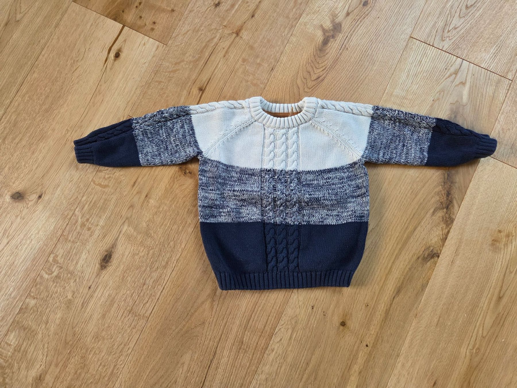 C&A Pulls et sweat-shirts: Strickpullover Gr. 80 – D'occasion à Bremgarten AG par sabrownie