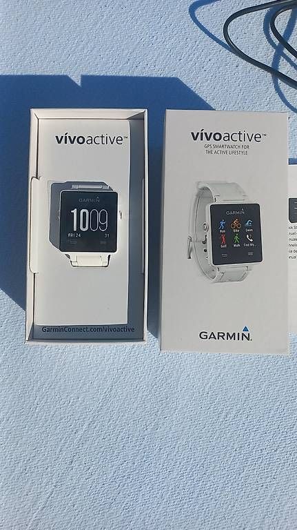 Smartwatch: Garmin Vivoactiv – Usato da Frauenkappelen venduto da Chruetzhubel 1