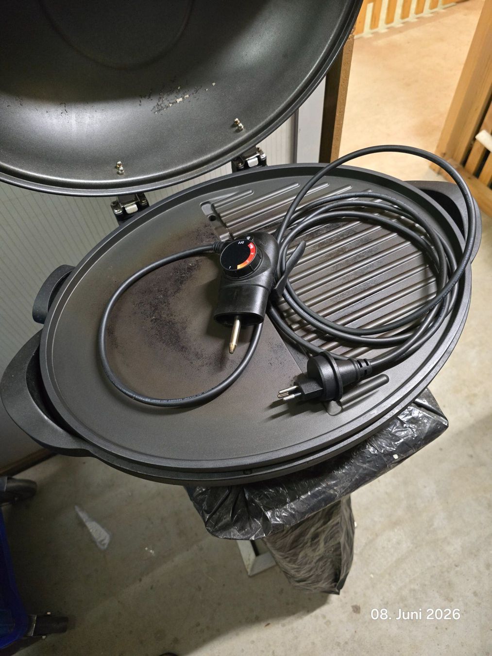 Grills: Elektrogrill mit Thermometer und Kabel gebraucht – Gebraucht aus Oensingen von fkulka 1
