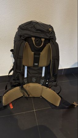 Zaino da trekking Forclaz MT100 Easy-fit🎒🏞️