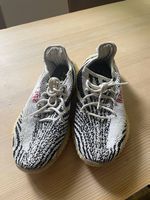 Adidas Yeezy Boost 350 V2 zebra
