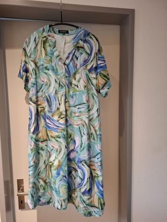 Sommerliches Kleid von Sunday, Gr. 38, neuwertig!