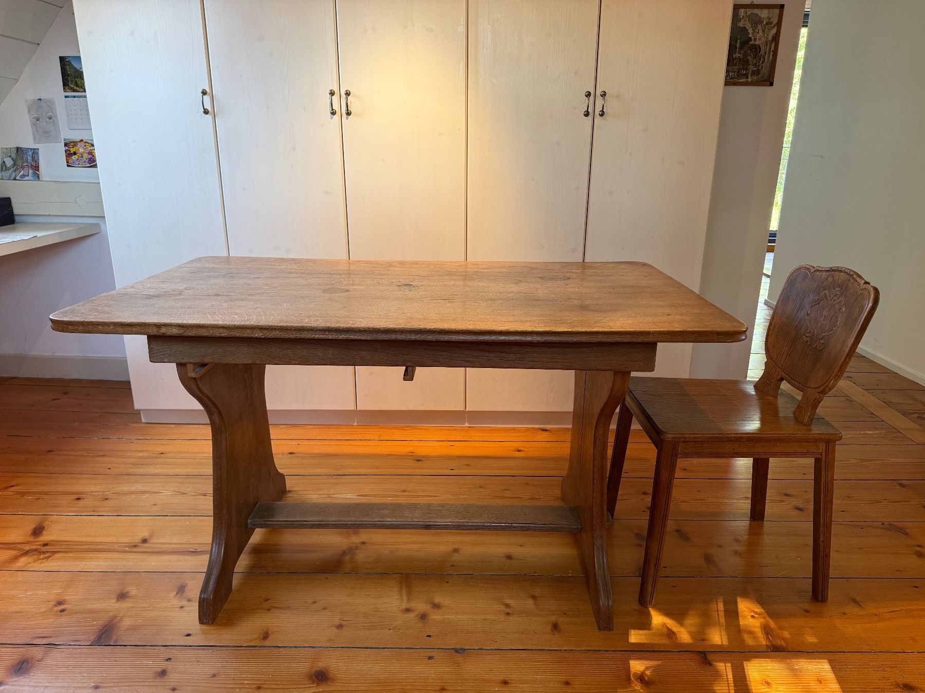 Tavoli: Vintage Ess- oder Schreibtisch mit Stuhl – Usato da Kreuzlingen venduto da eludwig