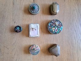 Diverse Vintage Pillen-, Parfümdosen 7 Stk.