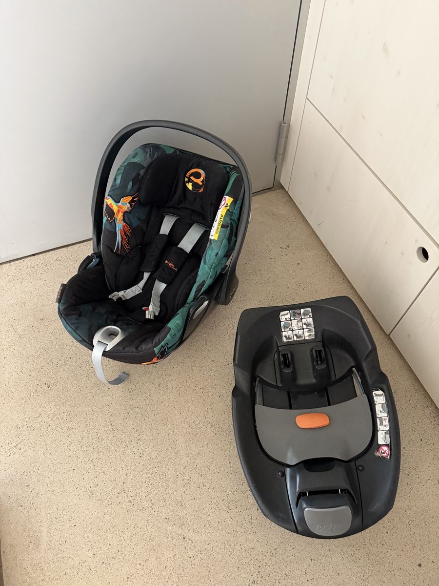 Cybex Seggiolini per auto: Babyschale Babysitz Cybex Cloud mit Isofix  – Usato da Hausen AG venduto da kam_7mp5