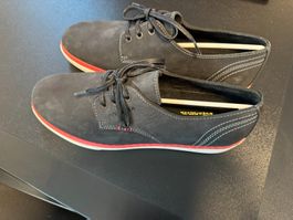 Neue Herrenschuhe, nicht getragen