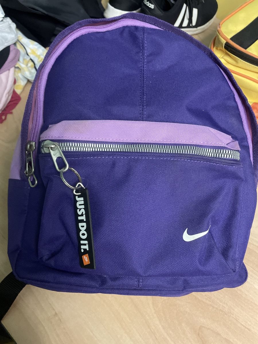 Nike Kindertaschen: Lila Nike Kleinkinder Rucksack – Gebraucht aus Obergerlafingen von cabo4 3
