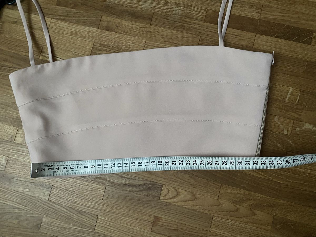 Top: Crop Top Maraveya – Usato da Zürich venduto da sinka 6
