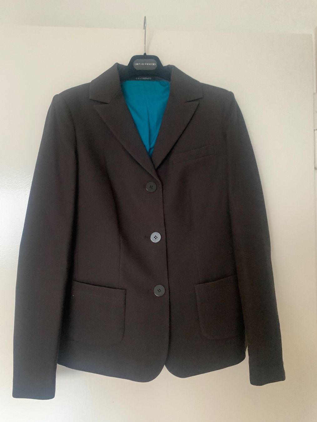 CP Company Jacken: Wunderschöne neue Jacke von CP Company – Neu (gemäss Beschreibung) aus Adliswil von gai_yc9f