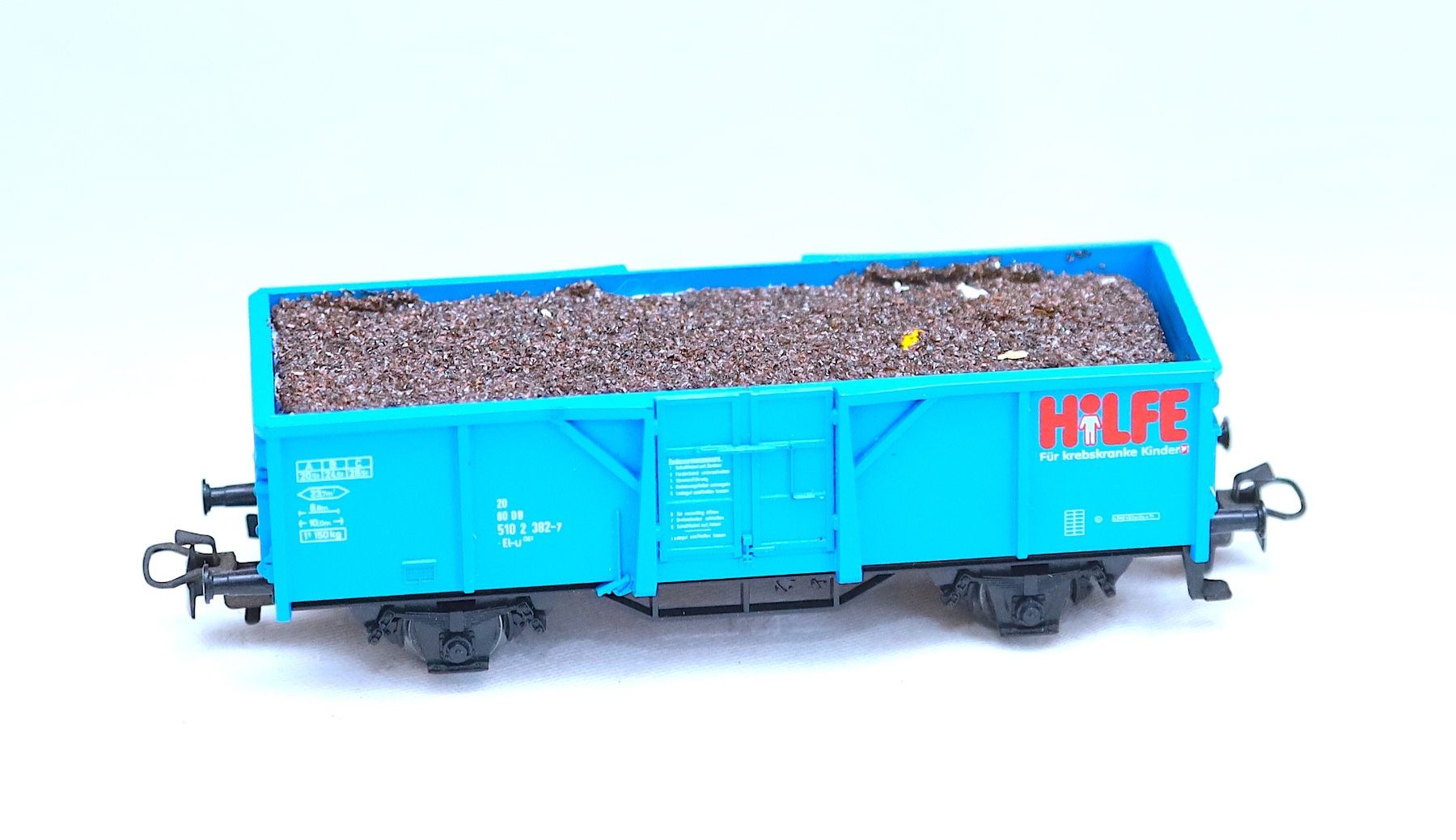 Märklin Modelleisenbahnen: Märklin ERSTE HILFEGÜTERWAGEN DER DB  - HO – Gebraucht aus Ipsach von locky55 1