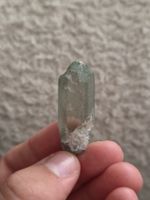 Quarzkristall mit Chlorit 