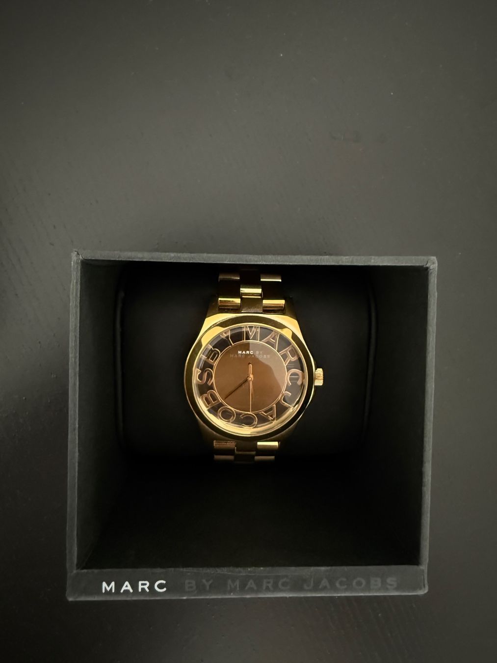 Marc Jacobs Orologi: Marc Jacobs Damenuhr Gold mit Box – Usato da Lüchingen venduto da Daan8 1