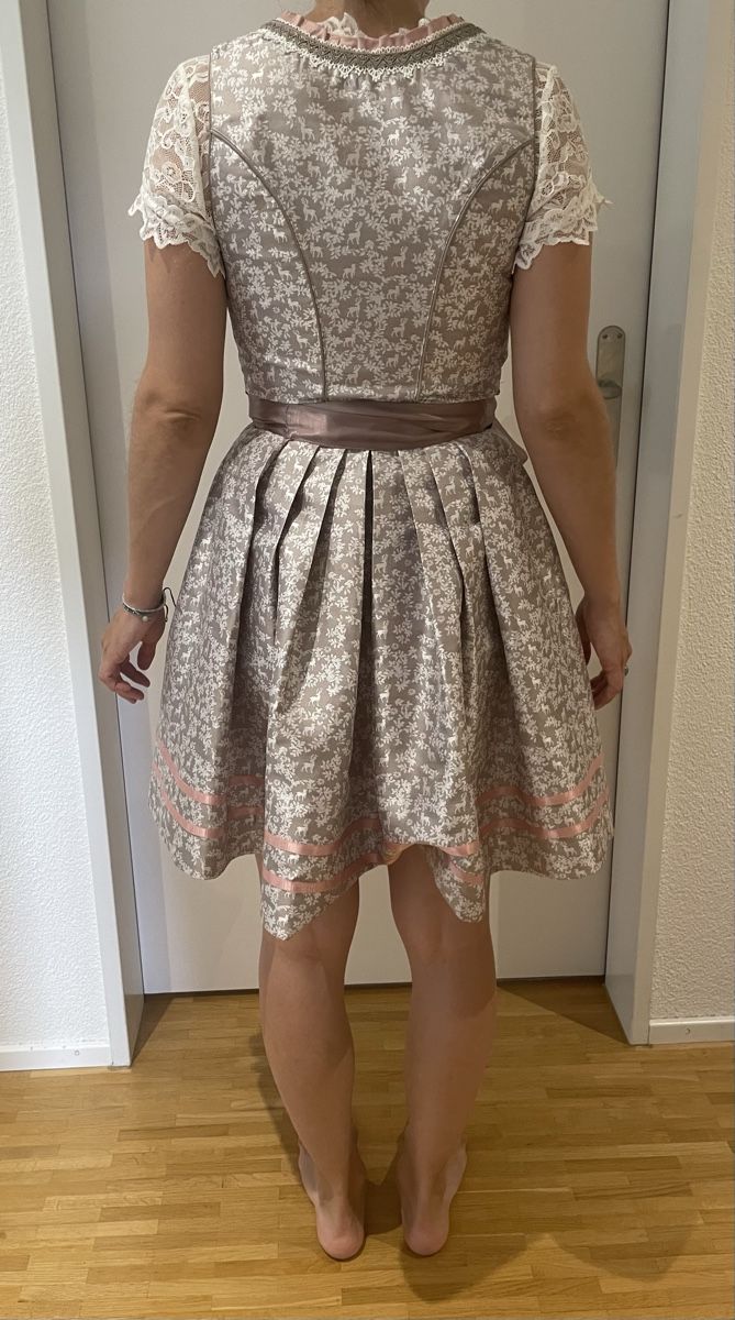 Krüger Vestiti: Krüger Madl Dirndl Gr. 34 – Usato da Wettingen venduto da web_cqg9 3