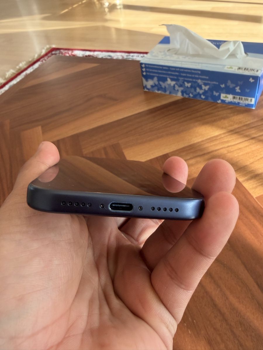 Apple Telefoni cellulari / Smartphones: Apple iphone 17 pro 256 GB – Usato da Jona venduto da Dilara-gz 3