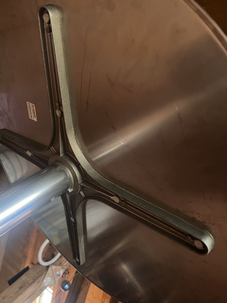 Tavoli: Stabiler Bartisch – Usato da Herzogenbuchsee venduto da Honigkuchenpferd01 2