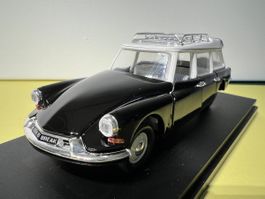 Citroen DS/ID 19 Break in 1/43 von Rio