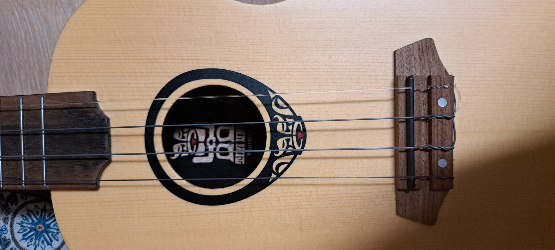 Strumenti musicali: Ukulele mit Tonabnehmer – Usato da Sachseln venduto da Furner94 3