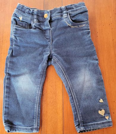 Baby Club (C&A) Jeans Gr 80 mit Herzstickerei