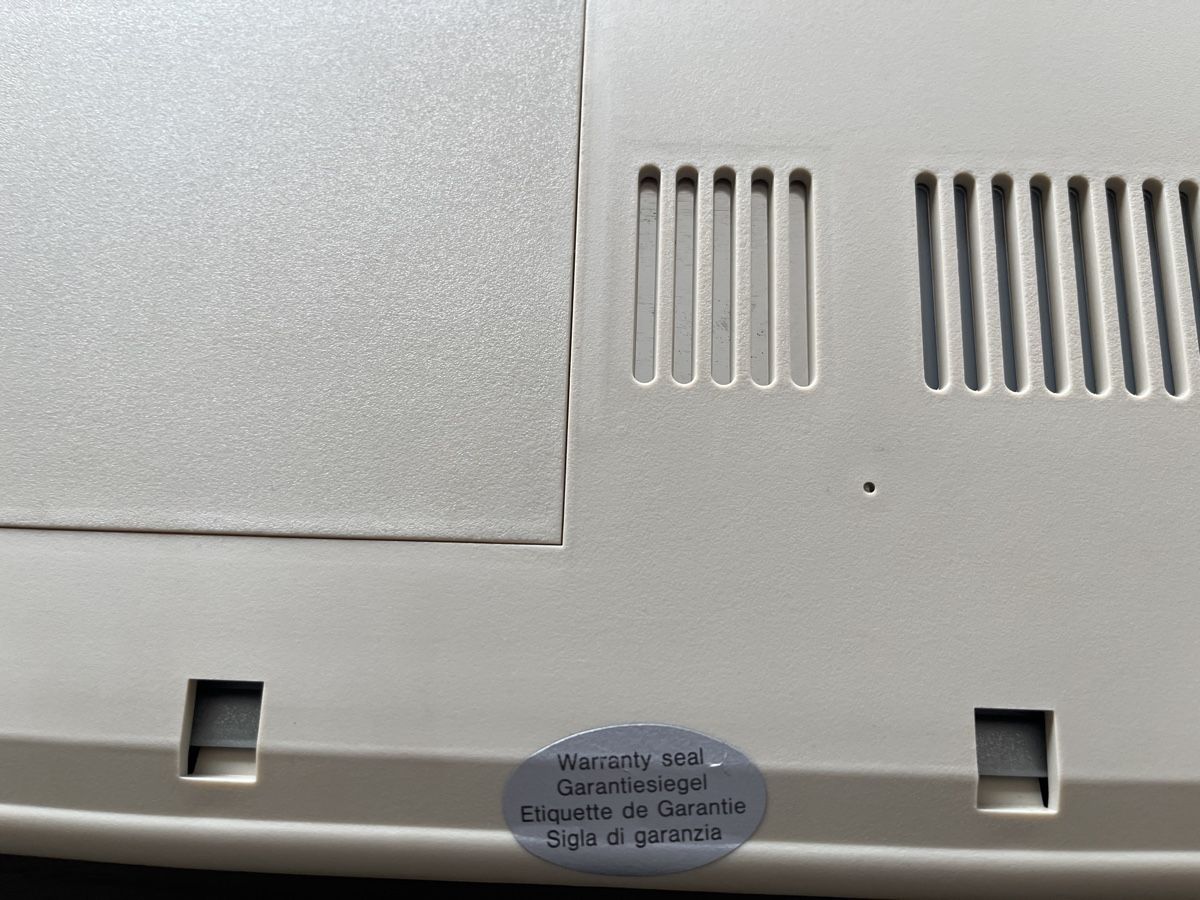 Commodore PCs: Commodore Amiga 500 pack REV6 most likely – Gebraucht aus Esslingen von  3