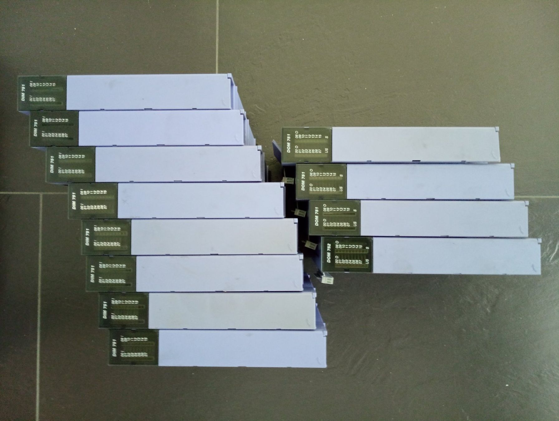 Elektronikbauteile: Selectron MAS (konvolut) / DIM751 / DOM751 / DOM752 – Gebraucht aus Ufhusen von HKSC
