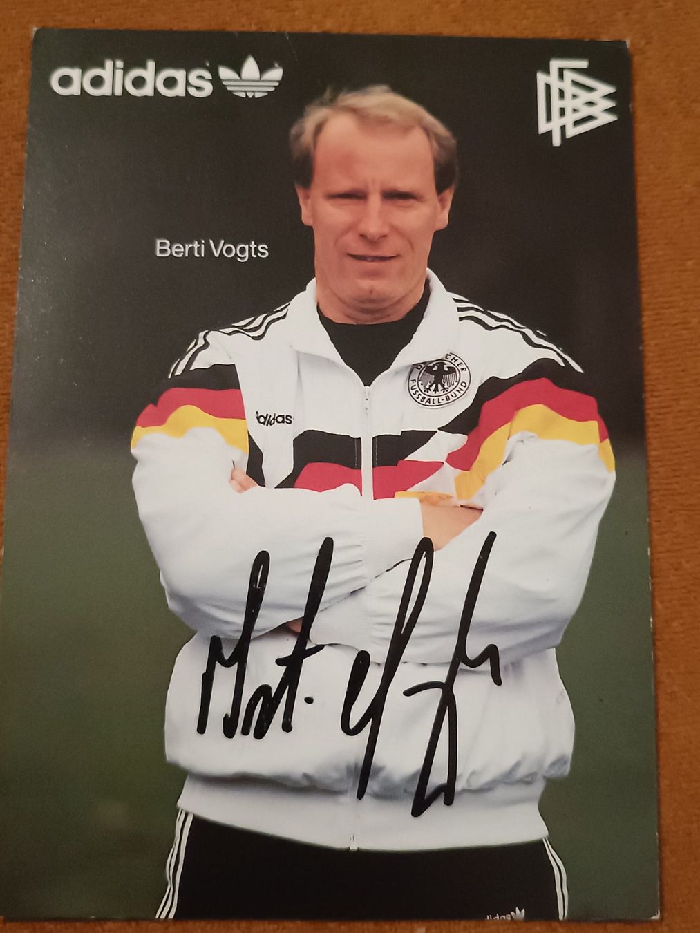 Autografi: Berti Vogts – Usato da Menziken venduto da Artographs