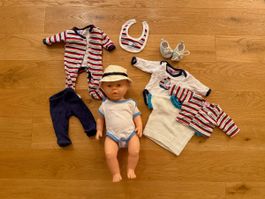 Puppen Set mit Kleidung und Zubehör gebraucht Zustand