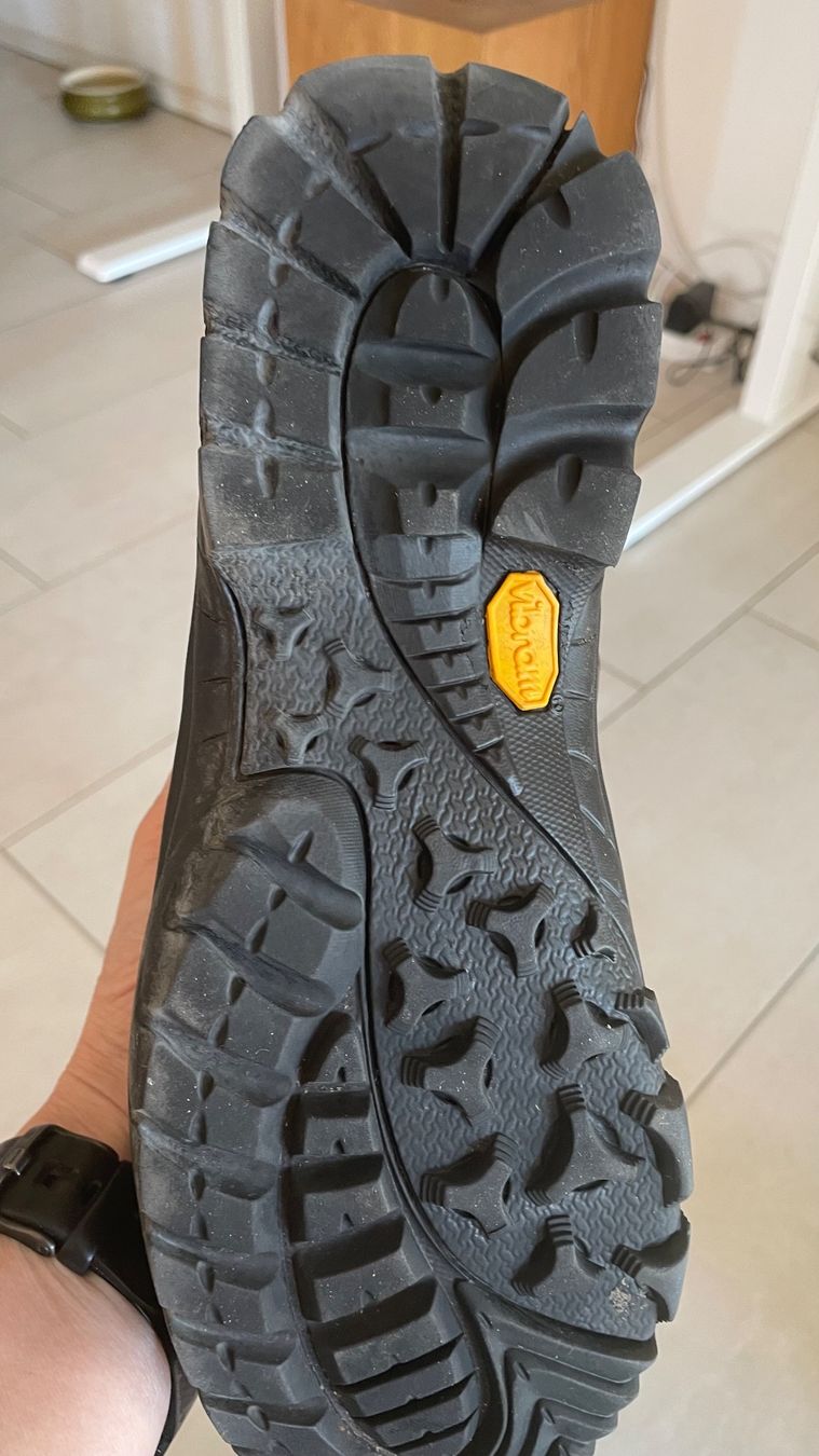 Scarpe da uomo: Stubai Wanderschuhe, Grösse 40 – Usato da Glattfelden venduto da hel_8tb6 7