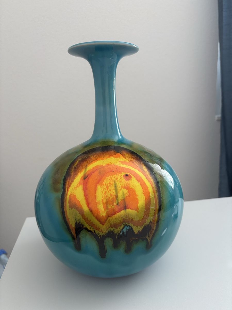 Hutschenreuther Vasen & Gefässe: Hutschenreuther Vase – Gebraucht aus Buchrain von Mr.Kim