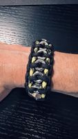 Paracord Armband mit Muttern und Metallschnalle