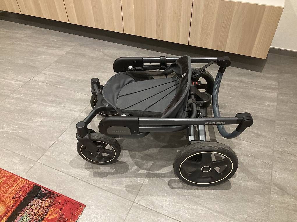 Carrozzine: Passeggino maxi così  – Usato da Campo (Blenio) venduto da M.B.95 2