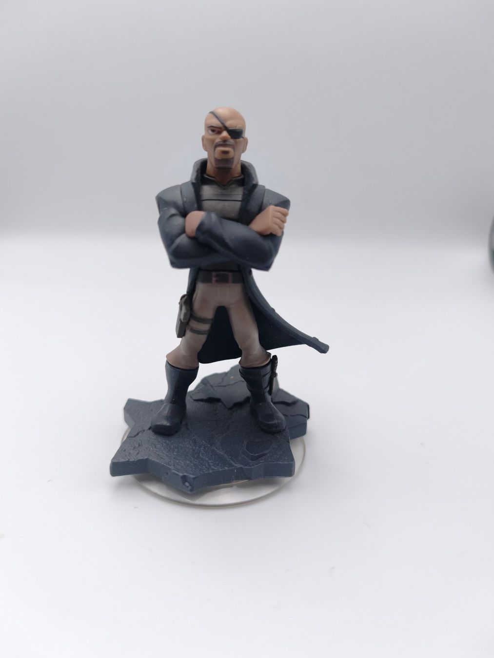 Disney Statuette: Disney Infinity 2.0 Marvel Figur Nick Fury – Usato da Kloten venduto da SuperRetroPixels