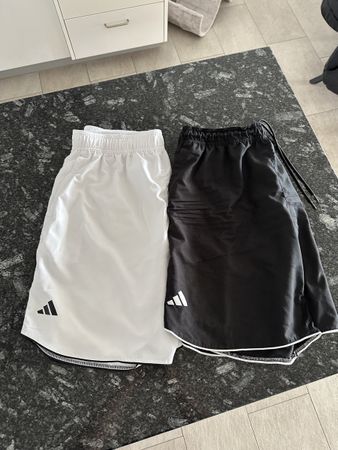 Adidas Shorts, Schwarz & Weiss, XL, Top Zustand!