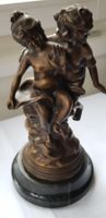 Bronze Skulptur "Mädchen mit Jungem"