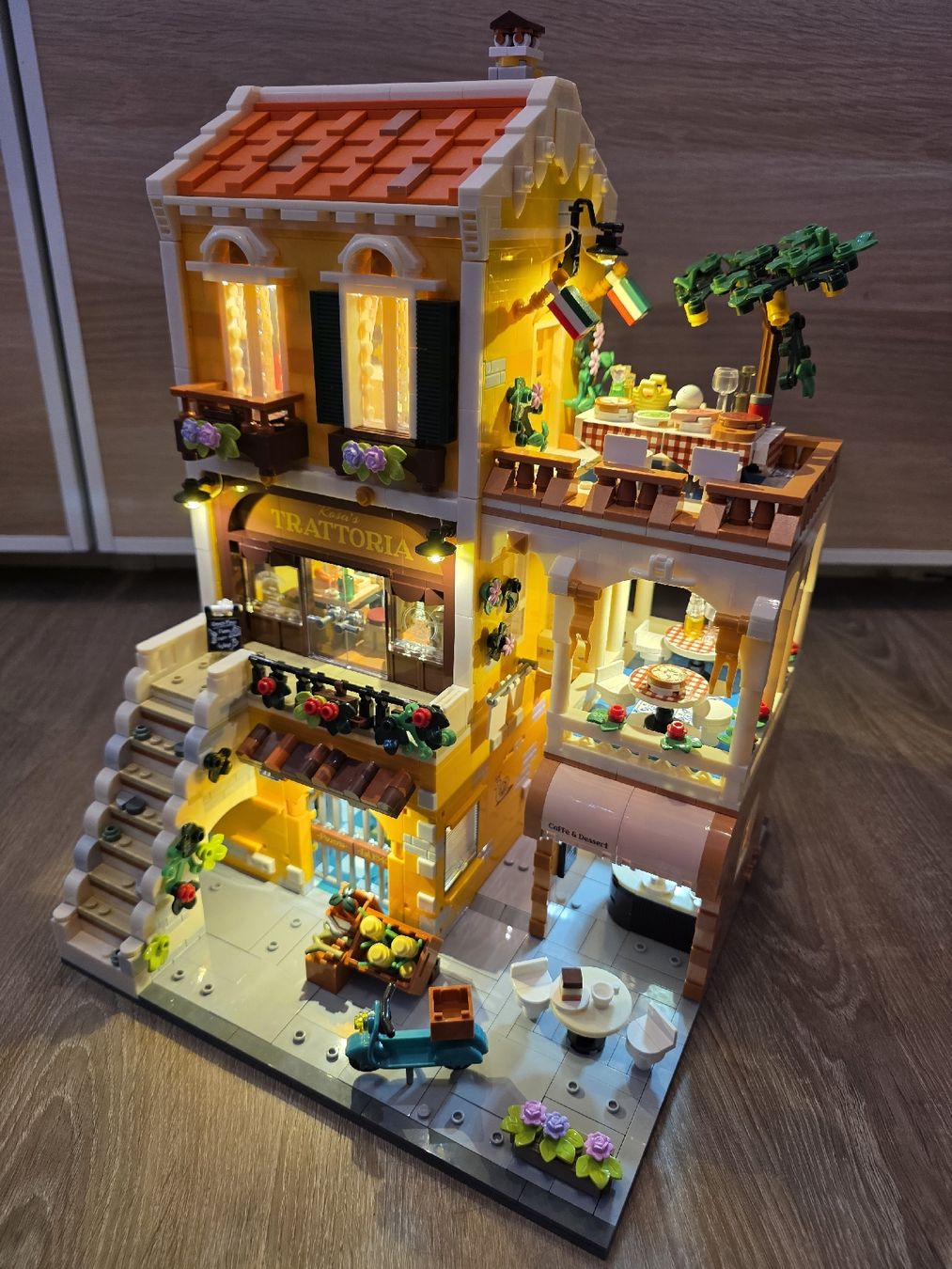 Funwhole Baukästen: Lumibricks Italienisches Restaurant – Neu (gemäss Beschreibung) aus Rüti ZH von MikeMeyers 3