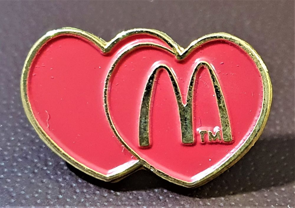 P786 - Pin McDonalds TM Doppel Herz (Gebraucht) in Reinach BL für CHF 1 ...
