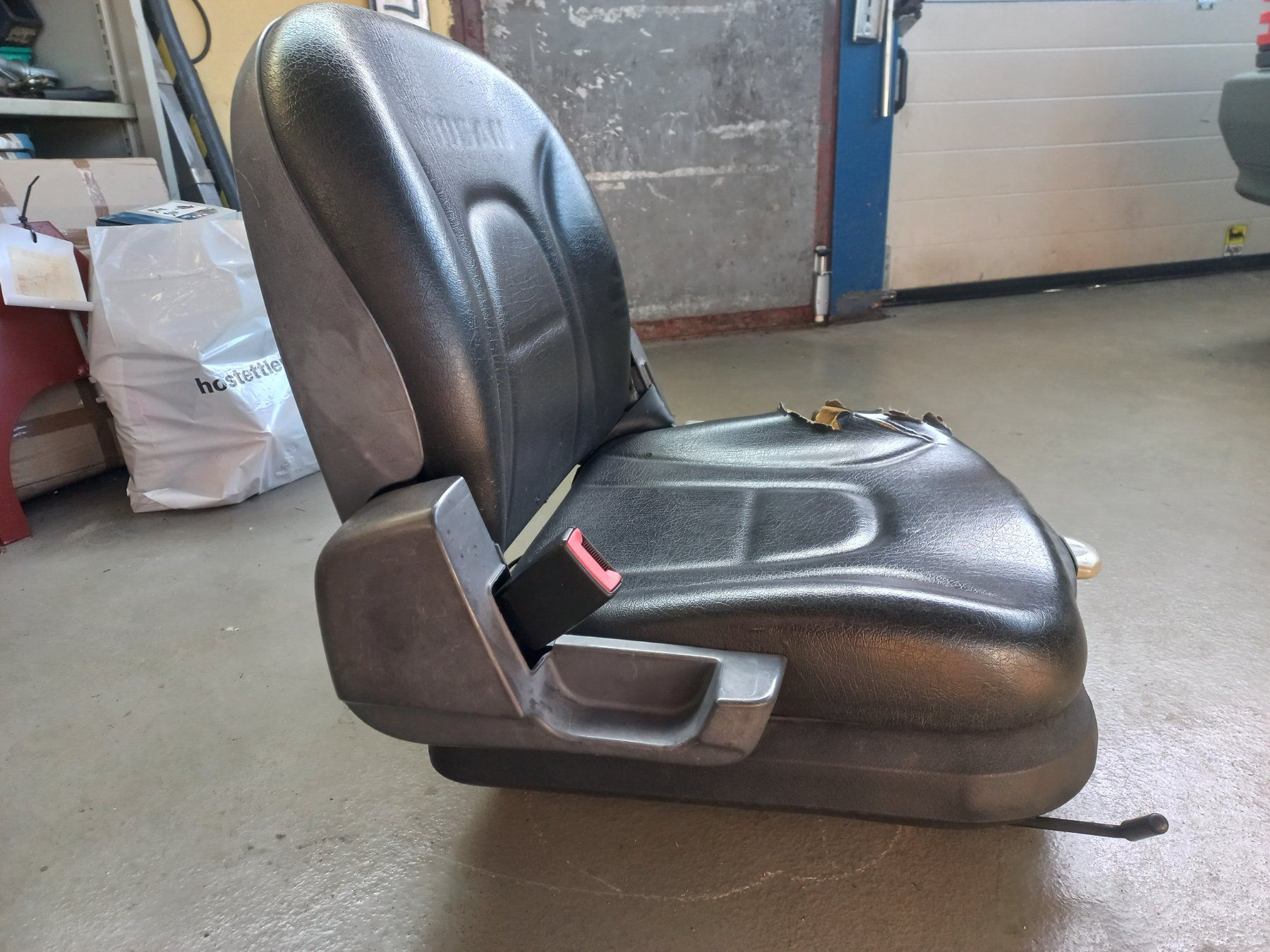 Carrelli elevatori e a forche: Staplersitz Traktorensitz Transporter Stapler Traktor Sitz – Usato da DULLIKEN venduto da Lerchclassicdulliken 2