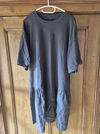 COS T-shirtkleid 